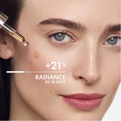 فيشي ليفتاكتيف 15% سيروم فيتامين سي للتفتيح | 10 مل فيشي ليفتاكتيف 15% سيروم فيتامين سي للتفتيح | 10 مل